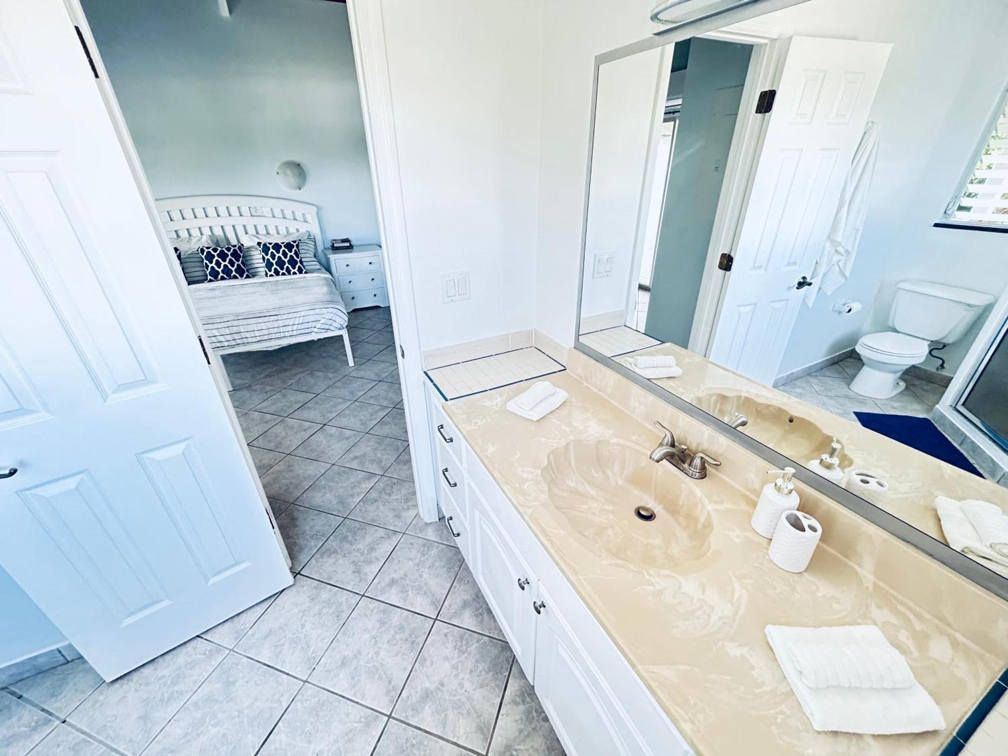 Turtle Cove Flamingo House - Turks & Caicos 빌라 외부 사진