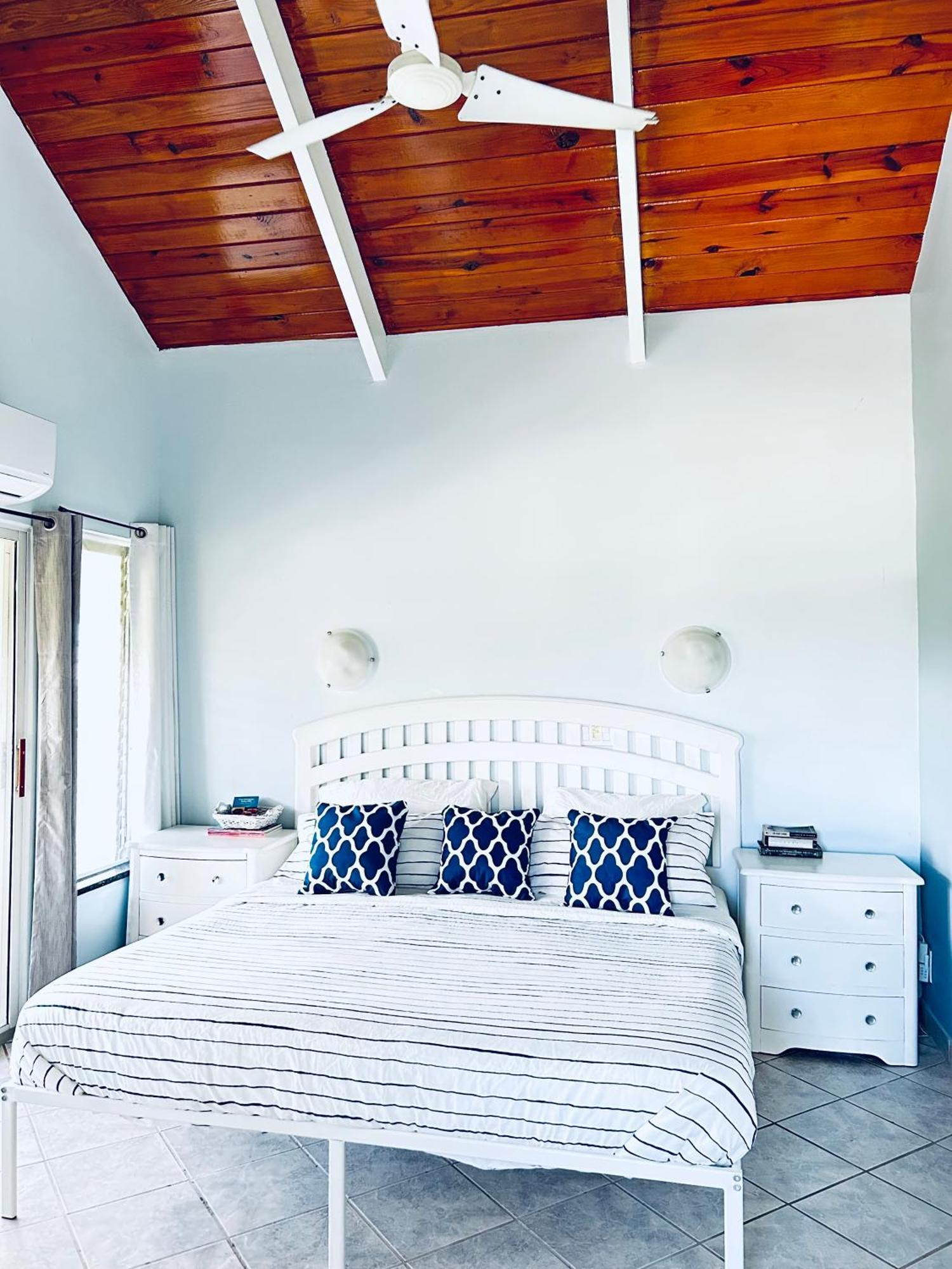 Turtle Cove Flamingo House - Turks & Caicos 빌라 외부 사진